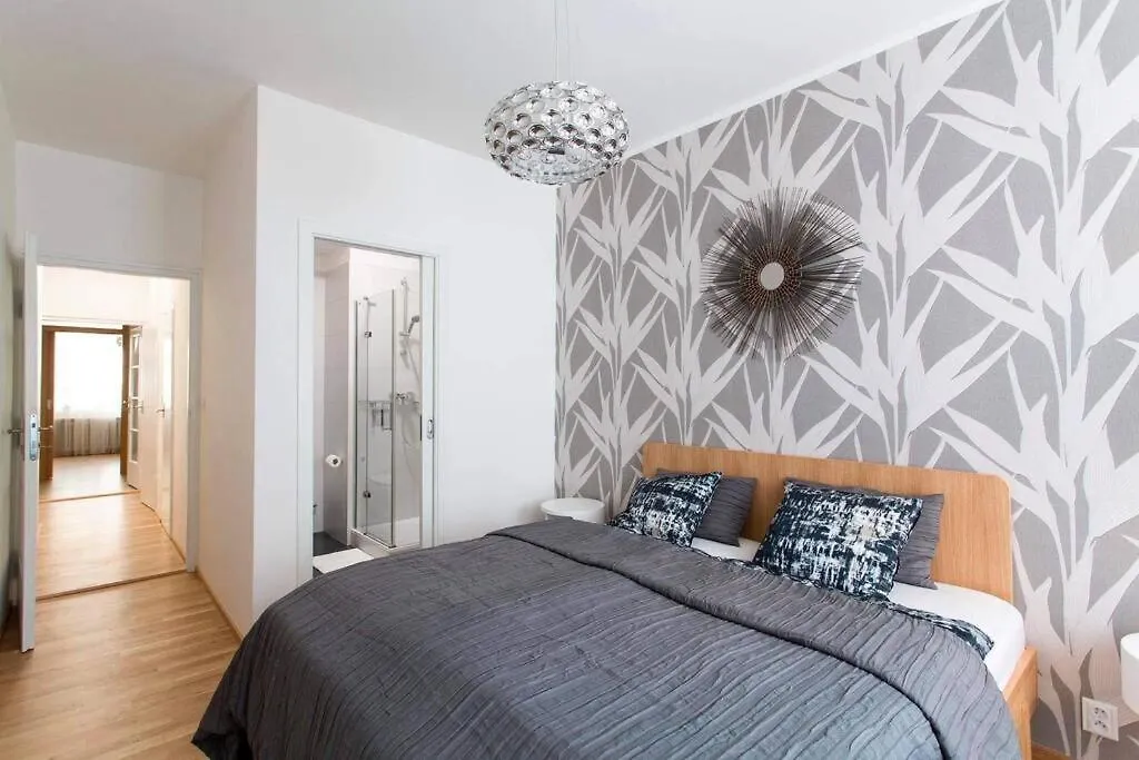 Friendly Private Room In The Sharing Flat Praga 0*,  República Checa